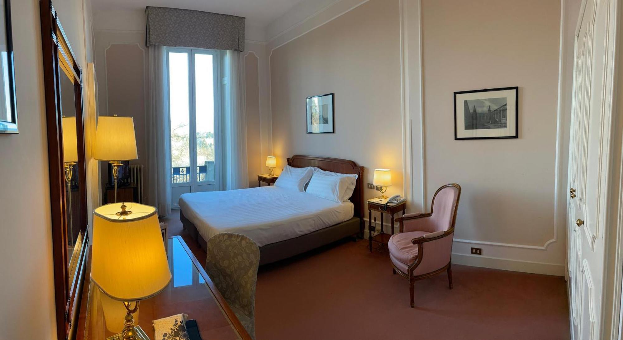 Palace Grand Hotel Varese Exterior foto