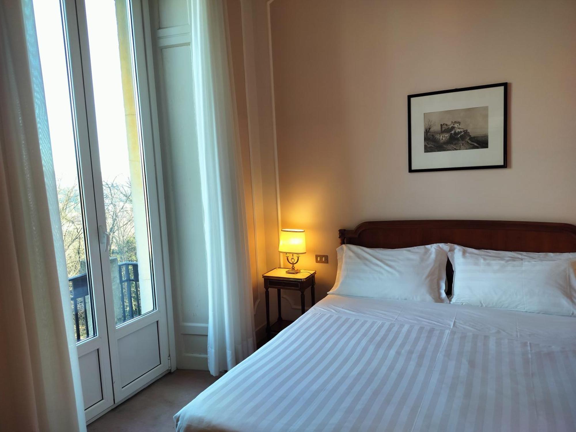 Palace Grand Hotel Varese Exterior foto