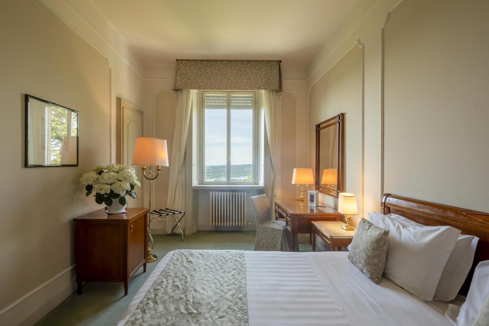Palace Grand Hotel Varese Exterior foto